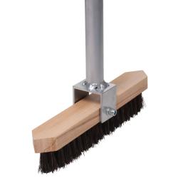 Merco Arenga Extra kartáč na umělé lajny