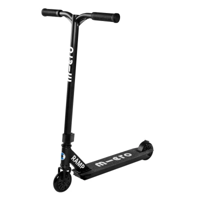 Micro Ramp Black freestyle koloběžka