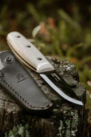 Morakniv Finn BlackBlade (S) Ash Wood Hiking Knife