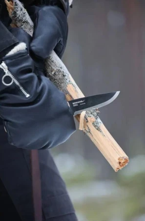 Morakniv Finn BlackBlade (S) Ash Wood Hiking Knife