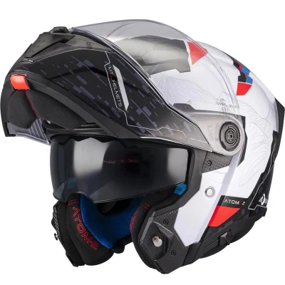 MT Helmets Atom 2 SV Highlands A7 černo-bílo-modro-červená výklopná helma + sleva 400,- na příslušenství