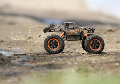 MZ-CLIMB - supersilný crawler 1/14 - oranžová