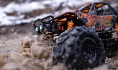 IQ models Vodotěsný MZ-SHARK 1/10 -zelený + sleva 400,- na příslušenství