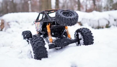 IQ models Vodotěsný MZ-SHARK 1/10 -zelený + sleva 400,- na příslušenství