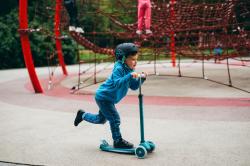 Nils Fun HLB1310 s LED zelená detská trojkolobežka