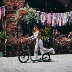 Nils WH10212 20/16 koloběžka s pumpovanými koly