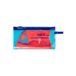 NILS Aqua Silikonová čepice NQC Dots červená