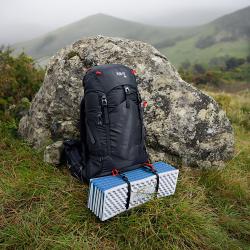 Nils Skladacia penová karimatka Camp NC1768 s reflexnou vrstvou modrá