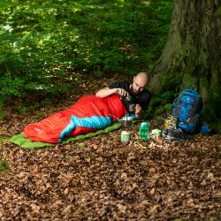 Nils NC2012 červený/modrý spací pytel