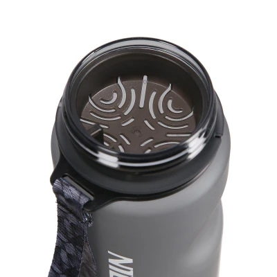 NILS Tritanová láhev na pití NC1740 600 ml černá