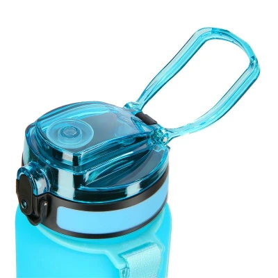 NILS CAMP Tritanová láhev na pití NCD04 950 ml modrá