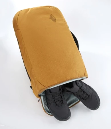 Nitro Batoh SHUFFLE amber glow