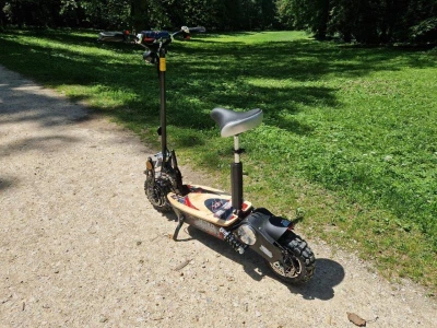 Nitro Scooters Cruiser 1000 Plus Wood li-ion elektro koloběžka