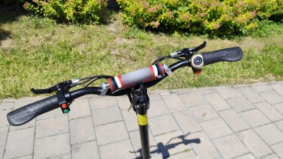 Nitro Scooters Cruiser 1900 v2 – 20ah elektro koloběžka + sedlo, blatník