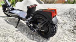 Nitro Scooters Smart 1000 speed elektrokoloběžka- baterie LG 15ah, 45 km/h dojezd až 50 km