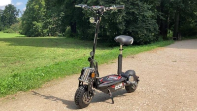 Nitro Scooters XE1000 SL (v2) elektro koloběžka