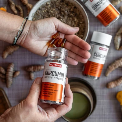 Nutrend Curcumin Bioperine Vitamin D kapsle