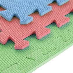 ONE FITNESS Ochranná puzzle podložka MP10 zelená-modrá-červená