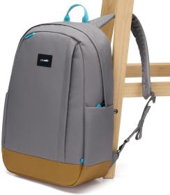 Pacsafe GO 25L BACKPACK stone batoh + sleva 500,- na příslušenství