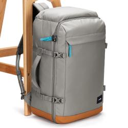 Pacsafe GO CARRY ON BACKPACK 44L stone batoh + sleva 500,- na příslušenství