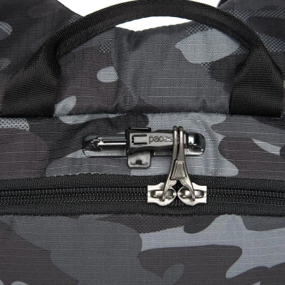 Pacsafe Batoh METROSAFE X 20L BACKPACK camo