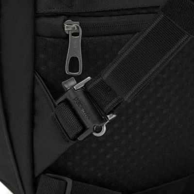 Pacsafe Batoh V 16L ALL-AROUND BACKPACK jet black + sleva 400,- na příslušenství