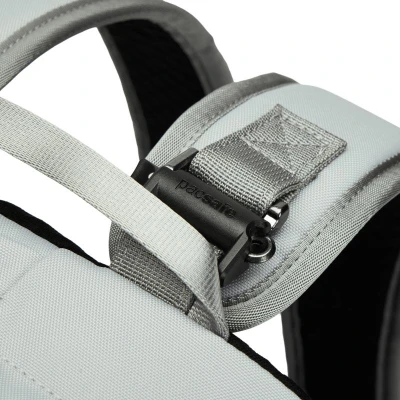 Pacsafe Batoh V 24L ACTIVE BACKPACK digital grey + sleva 500,- na příslušenství