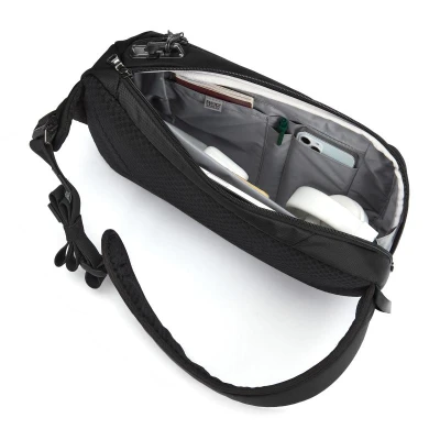 Pacsafe VIBE 325 SLING PACK jet black batoh + sleva 400,- na příslušenství