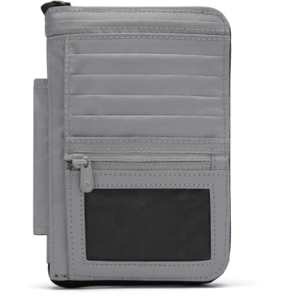 Pacsafe Peněženka RFIDSAFE COMPACT TRAVEL ORGANIZER jet black