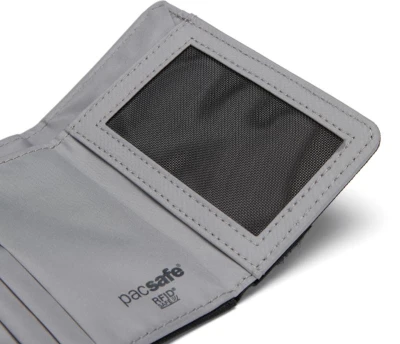 Pacsafe Peněženka RFIDSAFE TRIFOLD WALLET jet black