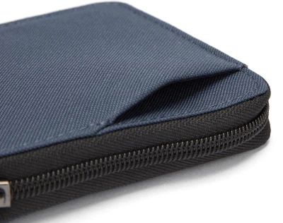 Pacsafe Peněženka RFIDSAFE ZIP AROUND WALLET coastal blue