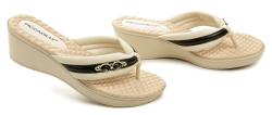 Piccadilly 540345-1 béžové dámske žabky na klinu