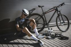 Force Ponožky LONG PRO SLIM bielo-čierne