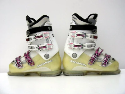 Salomon Divine 255 mm Použité lyžáky