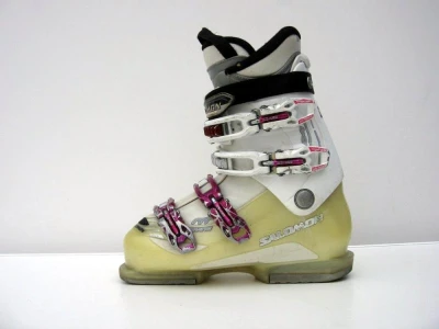 Salomon Divine 255 mm Použité lyžáky