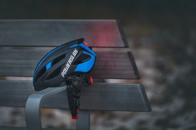 Powerslide Race Attack inline helma