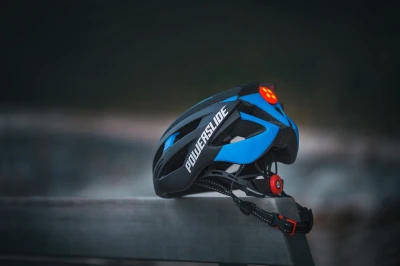 Powerslide Race Attack inline helma