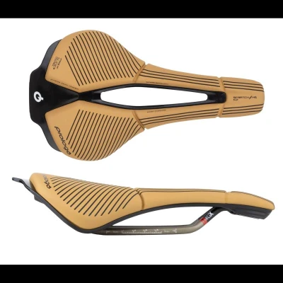 PROLOGO Sedlo P SCRATCH M5 PAS TiROX AGX SC 147,hnědé