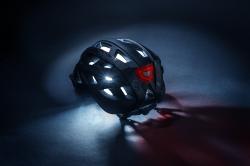 R2 LUMEN JUNIOR ATH20B cyklistická helma