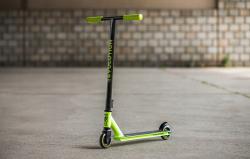 Raven Evolution Rookie Lime freestyle kolobežka