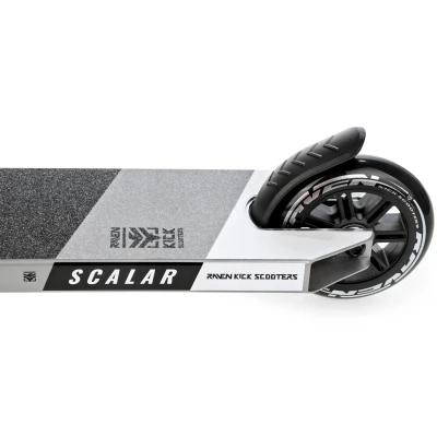 Raven Evolution Scalar Silver freestyle koloběžka