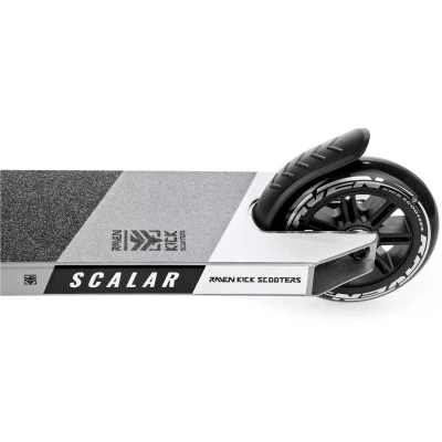 Raven Evolution Scalar Silver freestyle koloběžka
