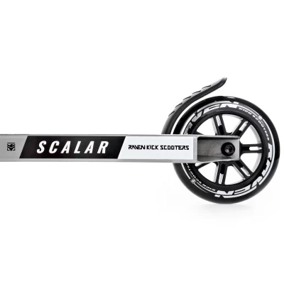Raven Evolution Scalar Silver freestyle koloběžka