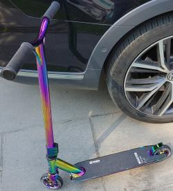 Raven Master NeoChrome freestyle kolobežka