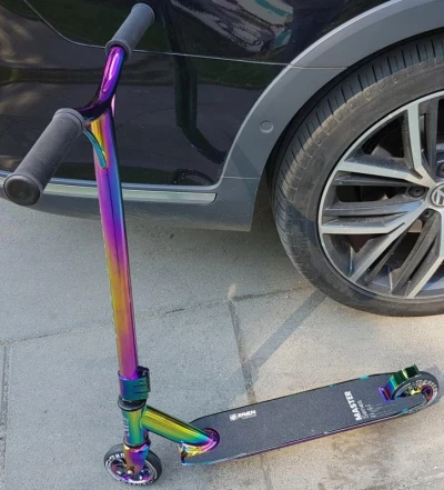 Raven Master NeoChrome freestyle koloběžka