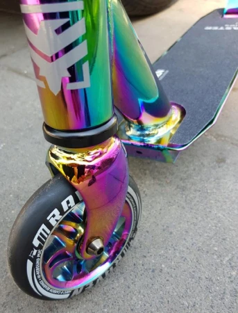 Raven Master NeoChrome freestyle koloběžka