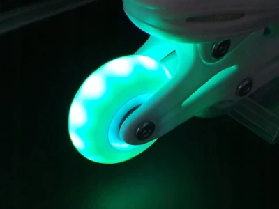 Raven Lia MINT dětské brusle 4v1 s led kolečkem