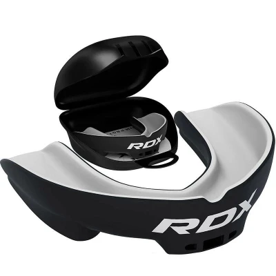 RDX 3w Chránič zubů pro JUNIORY, černo bílý RDX 3w Chránič zubů pro JUNIORY, černo bílý