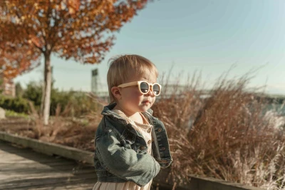 Real Shades Sluneční brýle Chill 0+ White