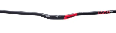 Reverse Řidítka Base 790/18 mm / 31,8 mm Black / Red Reverse Řidítka Base 790/18 mm / 31,8 mm Black / Red